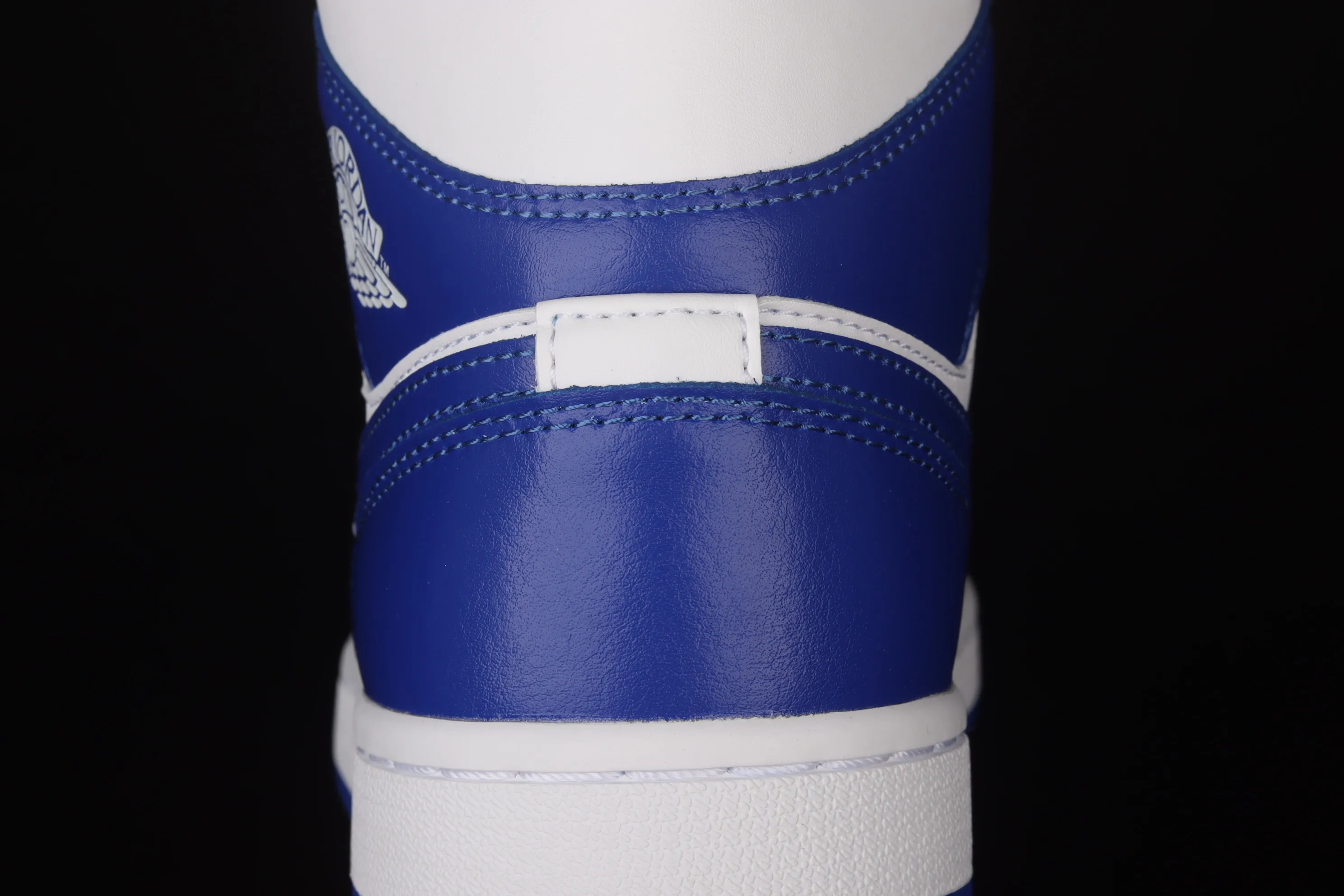 All categories Air Jordan Jordan series basketball shoes Air Jordan 1 Mid G version pure original Air Jordan 1 Mid AJ1 Joe 1 KFC blue China basketball shoes BQ6472-104